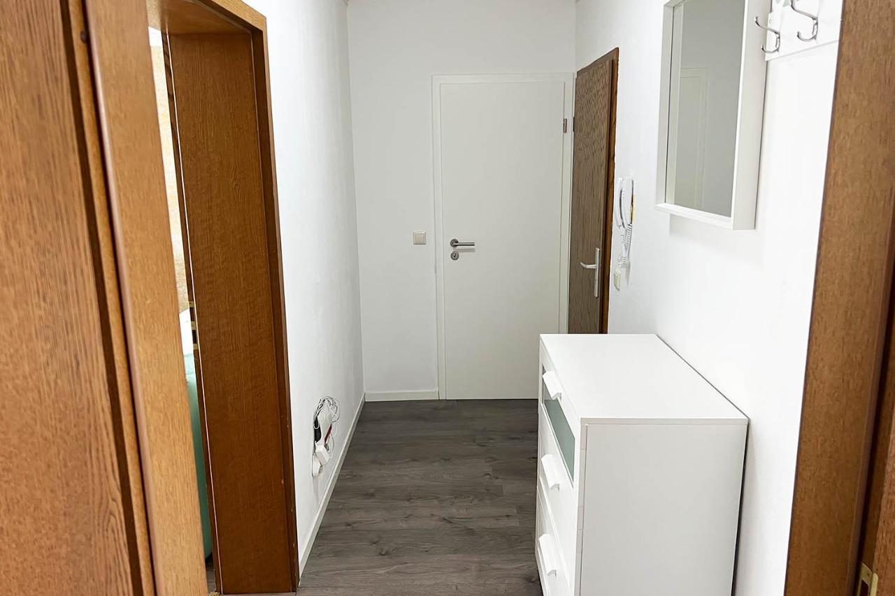 One room Apartment in Niederkassel Buitenkant foto