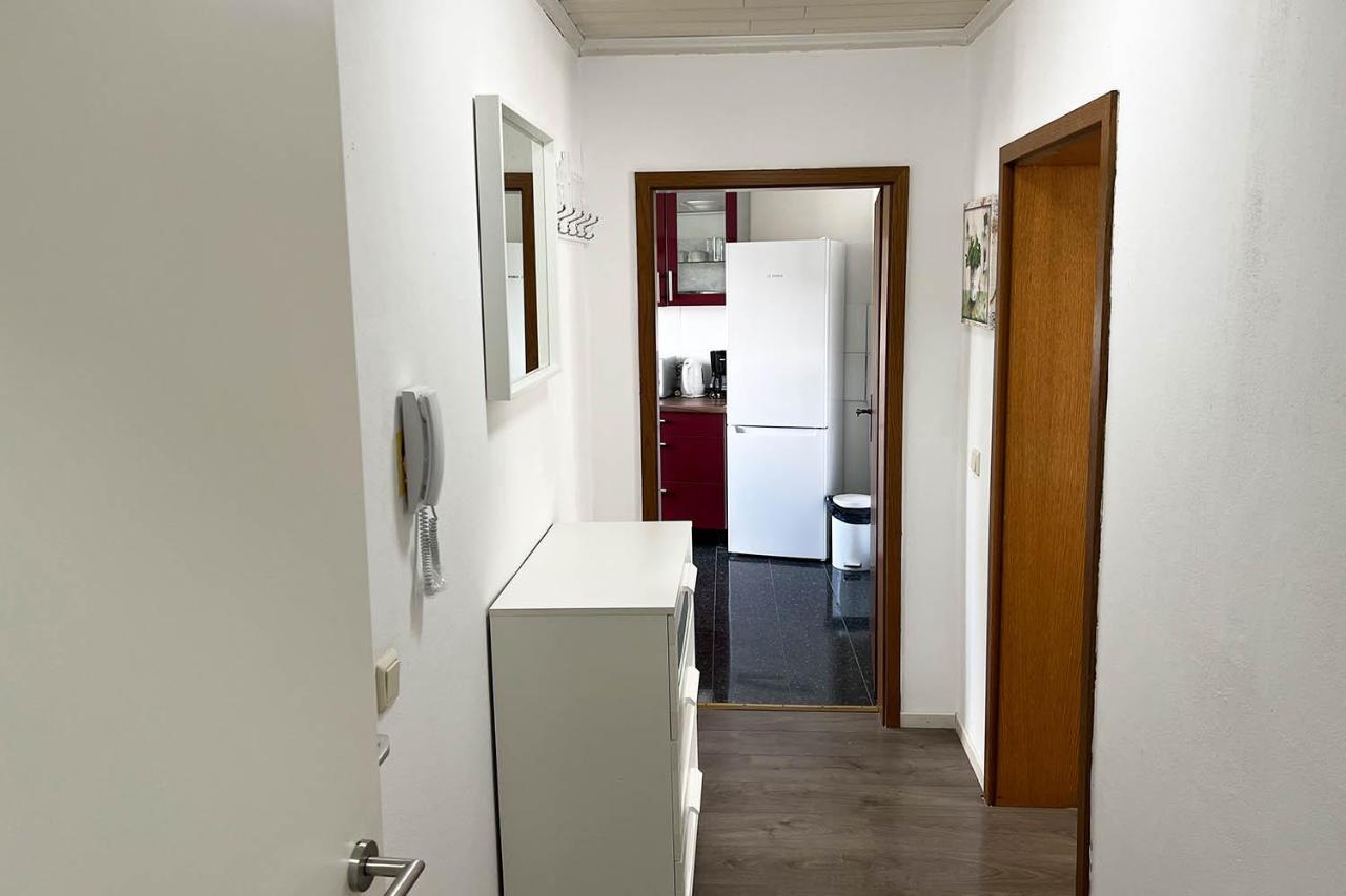 One room Apartment in Niederkassel Buitenkant foto